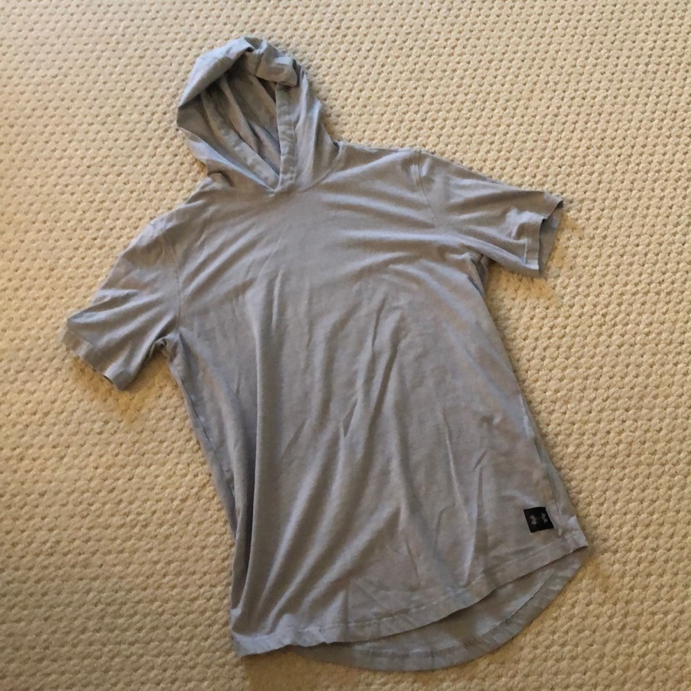 Men’s Under Armour Hooded Tee Shirt